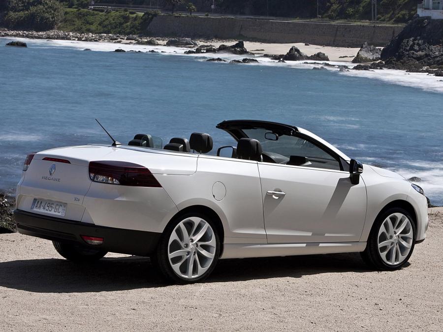  Renault Megane CC 2010 года  (фото 34 из 65)